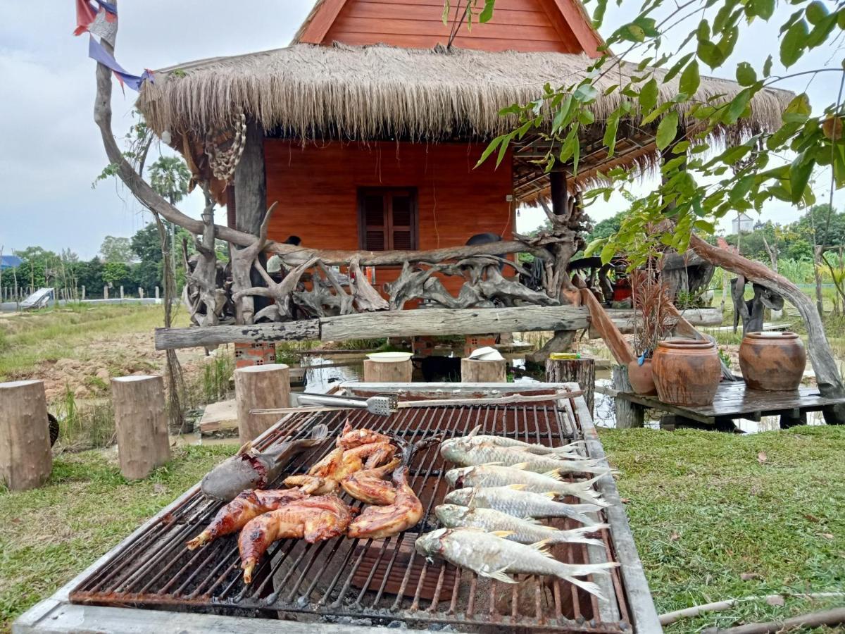 Kakrona Pouk Homestay Сиемрип Экстерьер фото