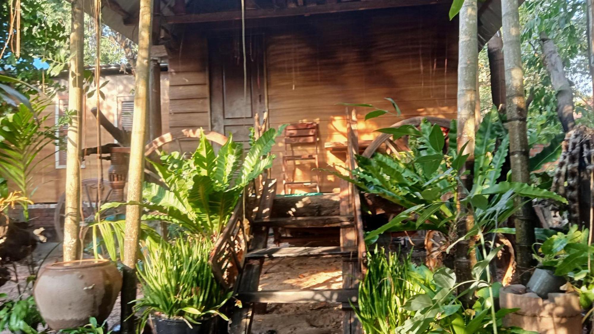 Kakrona Pouk Homestay Сиемрип Экстерьер фото